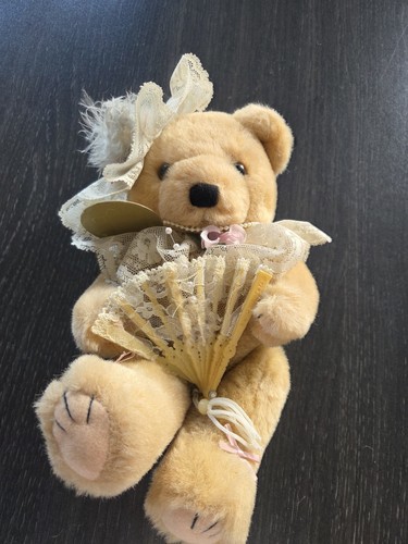 Bearly people beige - bearly,