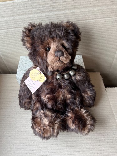 Charlie bears snuggle limited - bears,